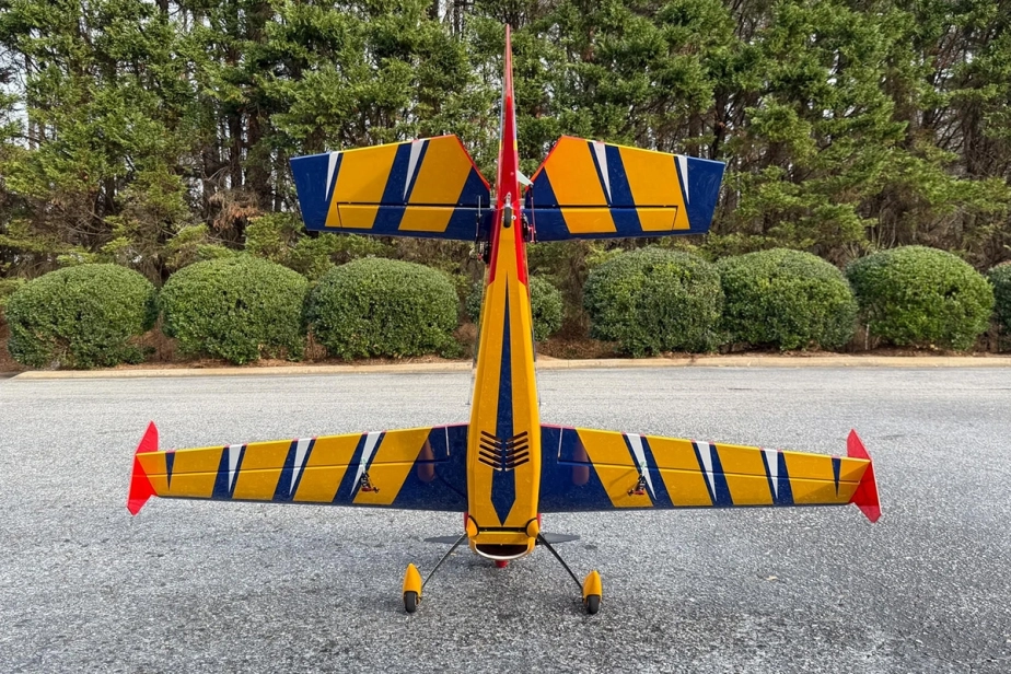 67" CAP 232 - Modrá/Žlutá/Červená 1,7m