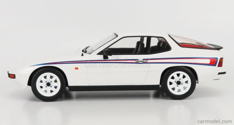 Porsche 924 Martini Livery 1985 v mierke 1:18 bielo-červeno-modrá