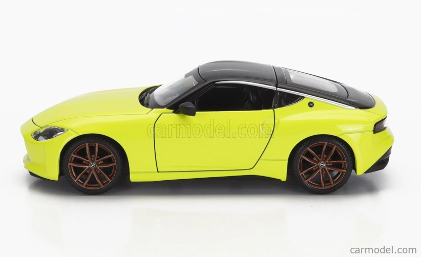 Maisto Nissan 400z Coupe 2022 1:24 Žlutá