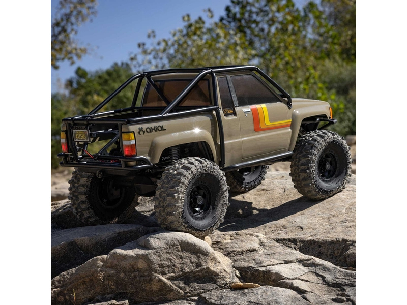 Axial SCX10 III Toyota SR5 1987 1:10 4WD RTR pískový