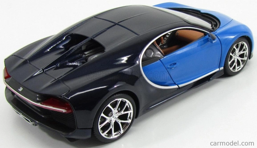 Bburago Plus Bugatti Chiron 1:18 modrá