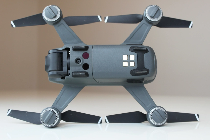 BAZAR - RC dron DJI Spark (Alpine White version)