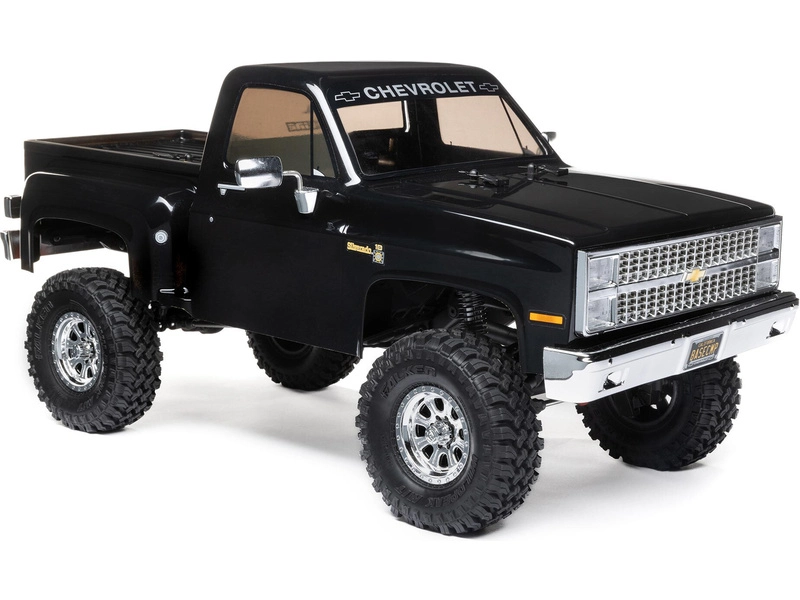 Axial SCX10 III Base Camp 1:10 4WD Chevy K10 1982 RTR modrý