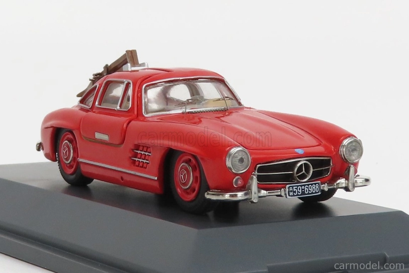 Schuco Mercedes benz 300sl Coupe Gullwing (w198) 1954 - Con Sci - With Figure And Ski 1:43 Red