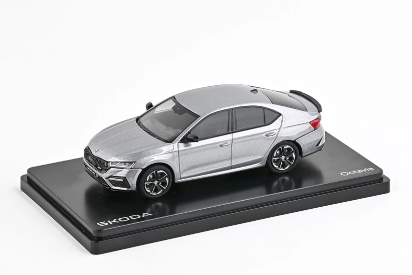 Abrex Škoda Octavia IV RS (2020) 1:43 - Sivá Quicksilver Metalíza
