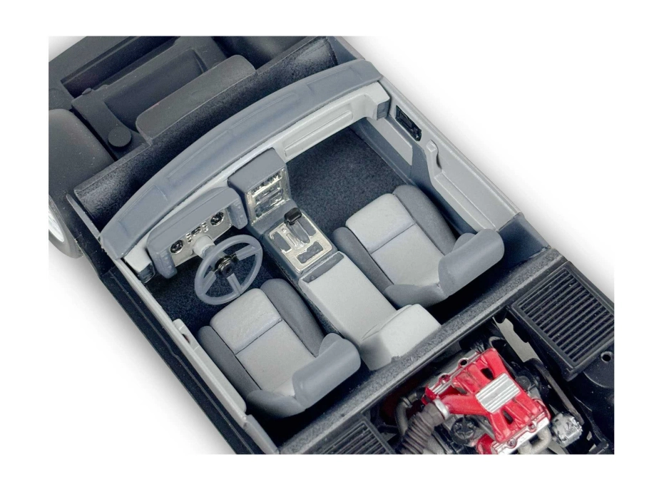 Plastic ModelKit MONOGRAM auto 4573 - 1985 Fiero GT (1:24)