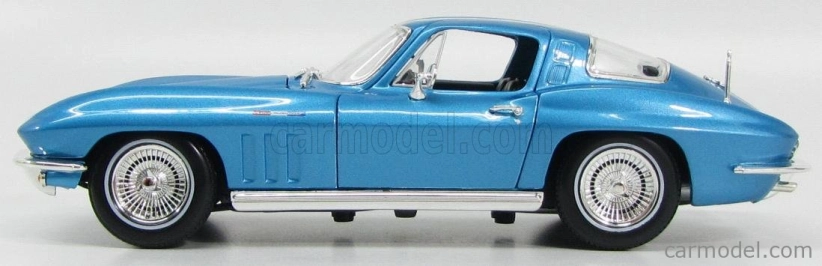Maisto Chevrolet Corvette Coupe 2-dverový 1965 1:18 Light Blue Met