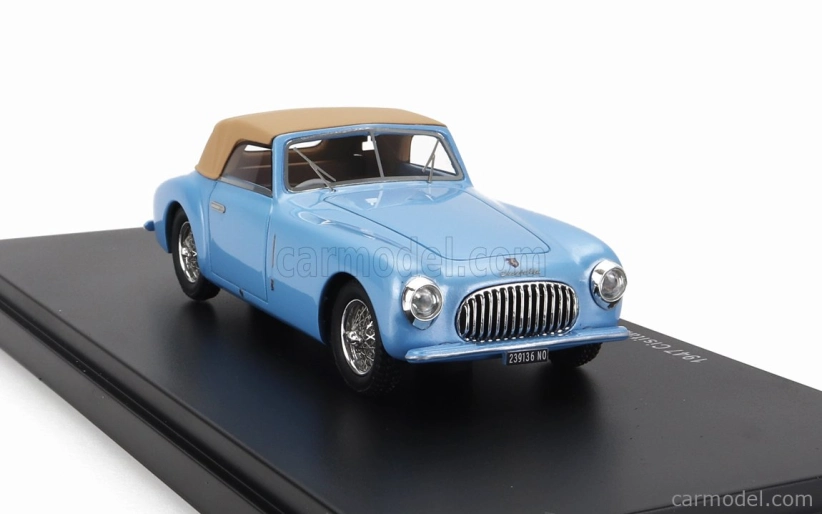 Esval model Cisitalia 202 Sc Stabilimenti Farina Cabriolet Closed 1947 1:43 Světle Modrá Krémová