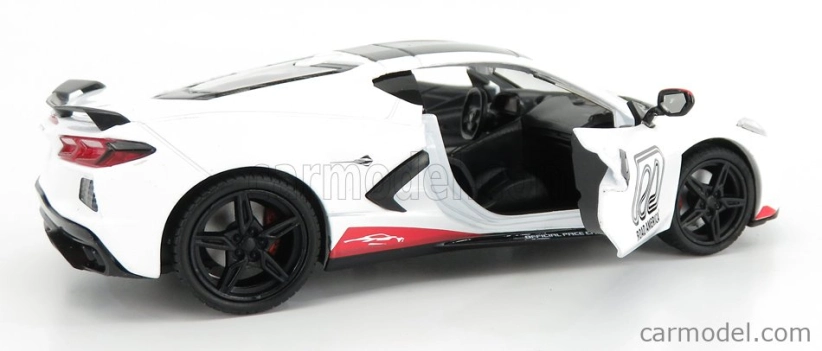 Greenlight Chevrolet Corvette C8 Official Pace Car Road America 2020 1:24 Bílá