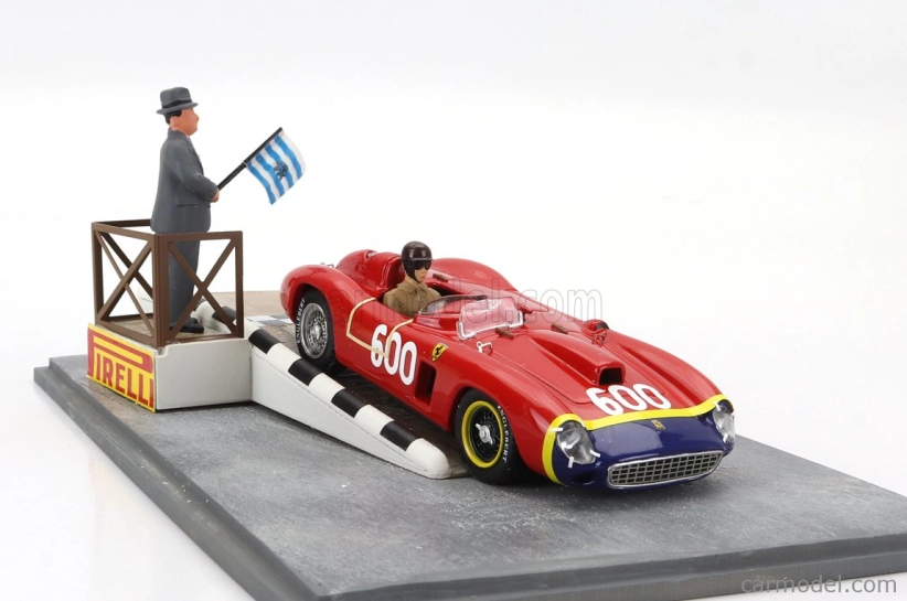Art-model Ferrari Diorama - 290mm Spider S/n0626 N 600 Mille Miglia 1956 Juan Manuel Fangio 1:43 Červená modrá žltá
