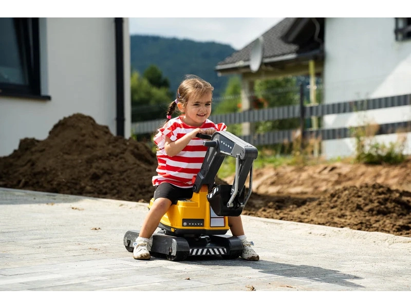 FALK - Dětské odrážedlo bagr Volvo
