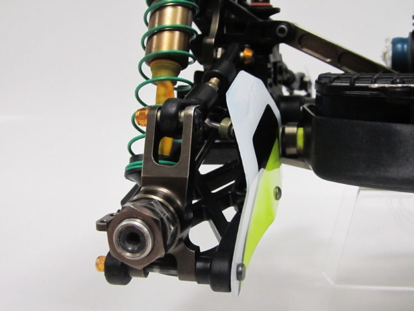 Lapače nečistôt - KYOSHO MP9 TKI2