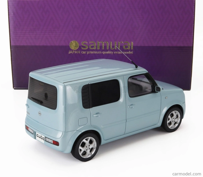 Kyosho Nissan Cube 2003 1:18 Světle Modrá