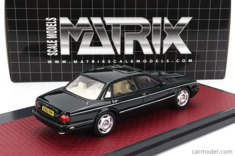Matrix scale models Jaguar Xjr X300 1994 1:43 Britská Závodní Zelená