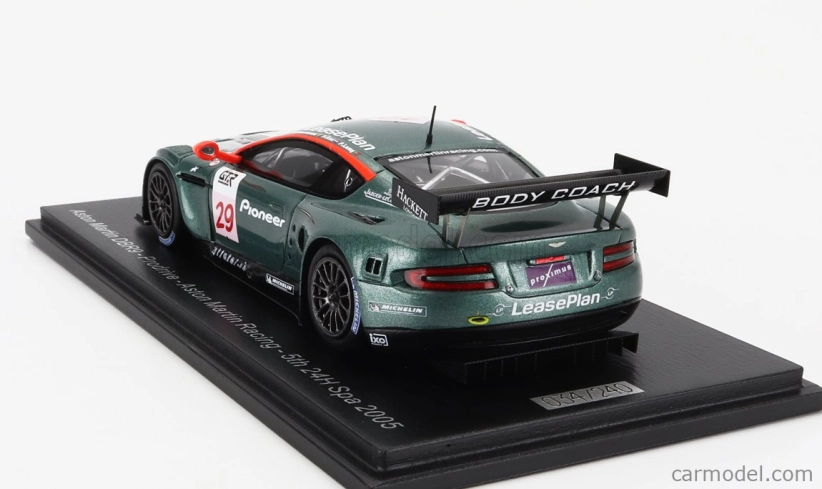 Spark-model Aston martin Dbr9 Prodrive Team Aston Martin N 29 24h Spa 2005 Peter Kox - Pedro Lamy - Marc Goossens - Darren Turner 1:43 Zelená