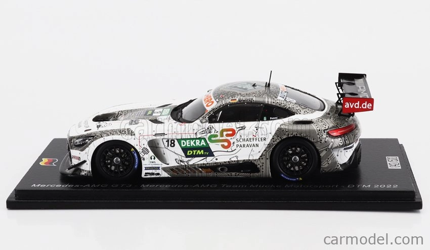 Iskrový model Mercedes Benz Amg Gt3 Evo Team Mucke Motorsport N 18 Dtm Sezóna 2022 Maximilian Buhk 1:43 Bielo-sivá