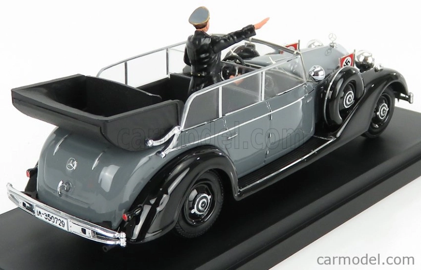 Rio-models Mercedes benz 770k Cabriolet Open 1942 With Hitler And Driver Figures 1:43 Šedá Černá