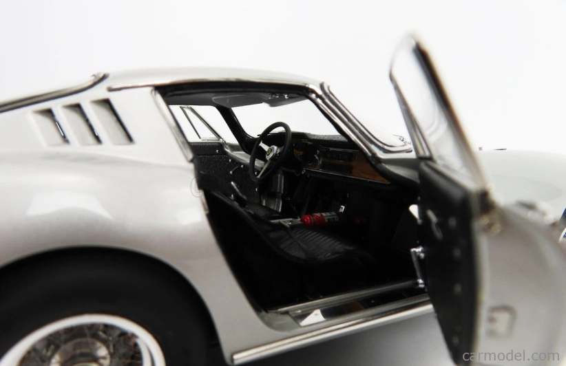 Cmc Ferrari 275 Gtb/c Competizione Ch.9051 N 98 500km Mugello 1966 R.sinibaldi - M.grana 1:18 Silver