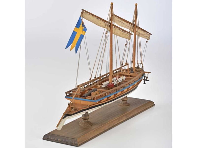 AMATI Švédska vojnová loď 1775 1:35 kit