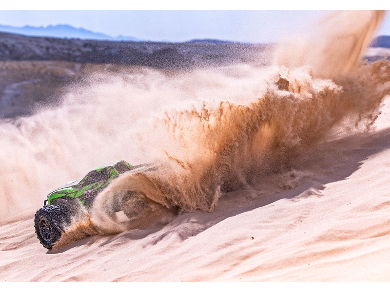 Traxxas Mini Maxx 1:12 BL-2s RTR zelený