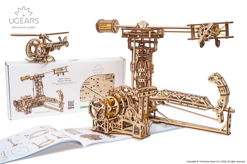 Ugears 3D drevené mechanické puzzle lietajúce stroje
