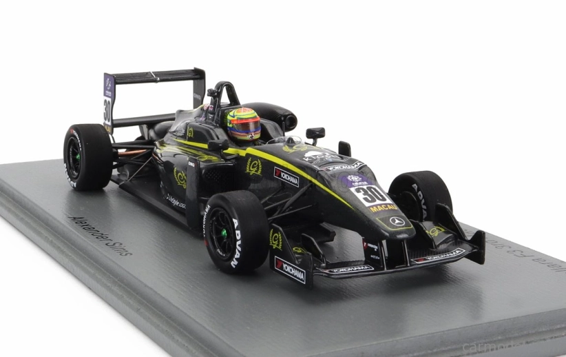 Spark-model Dallara F3 Team Double R Racing N 30 3. Macau Gp International Cup 2015 Alexander Sims 1:43 Black
