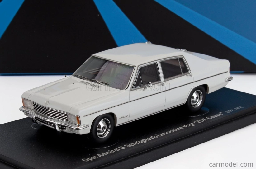 Avenue43 Opel Admiral B Hatchback Limousine Germany 1972 1:43 Bílá