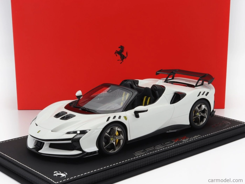 Bbr-models Ferrari Sf90 Xx Stradale Spider 2024 - Con Vetrina - With Showcase 1:18 Bianco Cervino - Bílá Černá