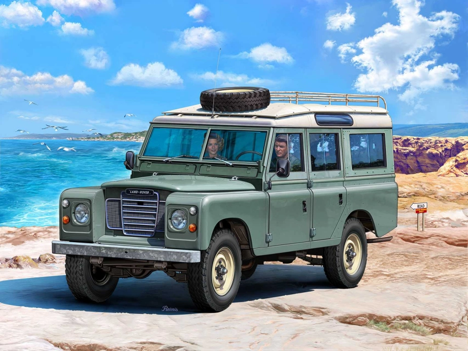 Revell Land Rover Series III (1:24) (sada)