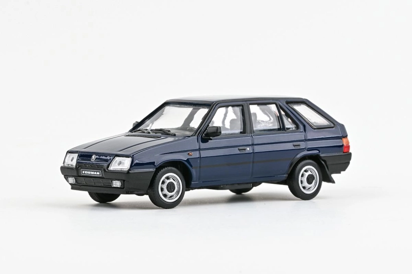 Abrex Škoda Forman (1993) 1:43 - Kráľovská modrá