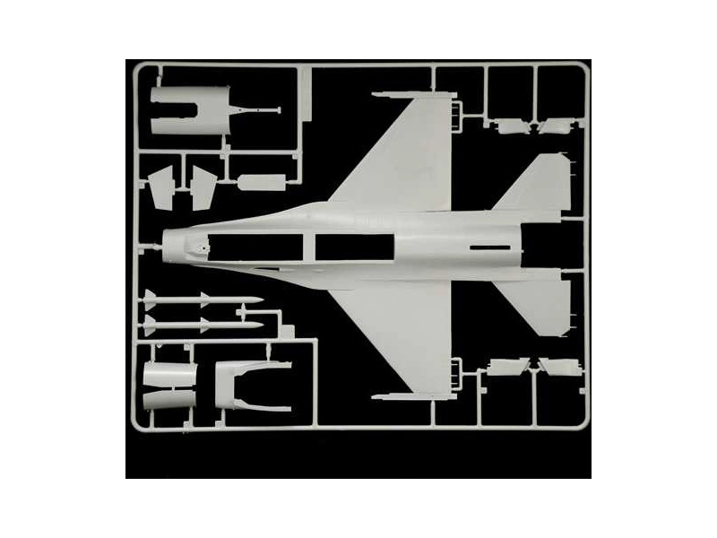 Italeri Lockheed F-16A Fighting Falcon (1:48)