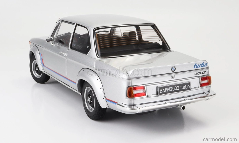 Kyosho BMW 2002 Turbo 1974 1:18 Silver