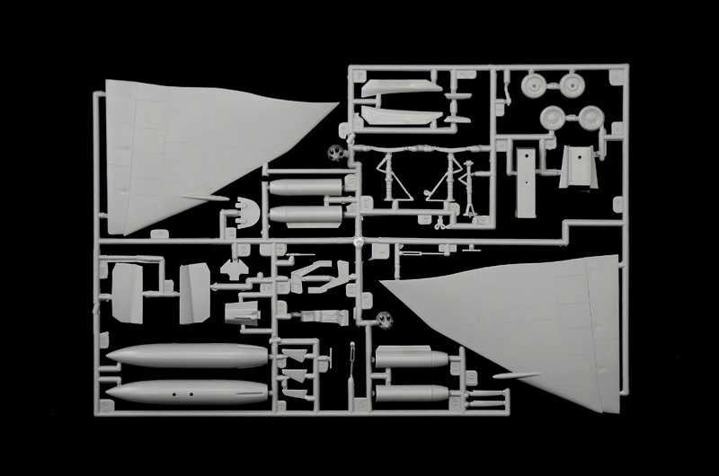 Italeri Saab JA 37/AJ 37 Viggen (1:48)