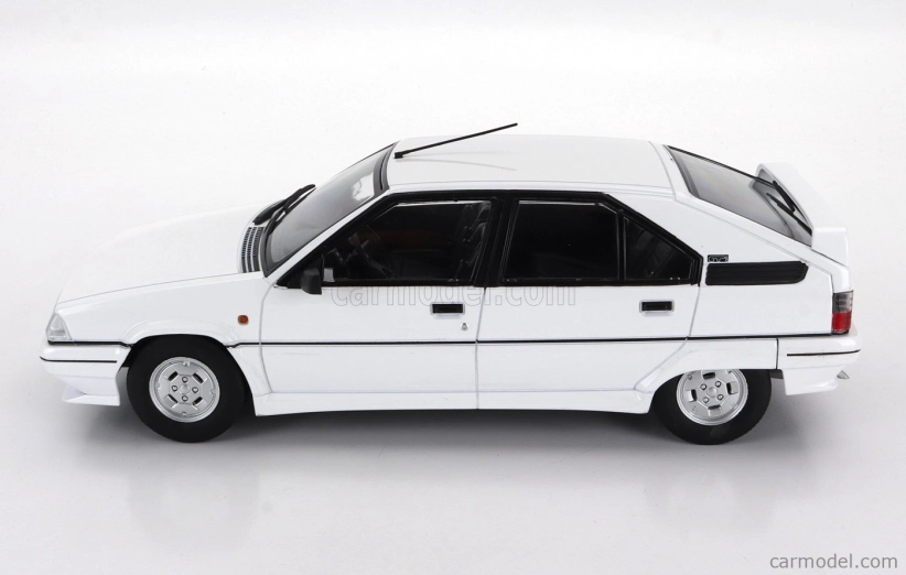 Triple9 Citroen Bx Gti 1990 1:18 Biela