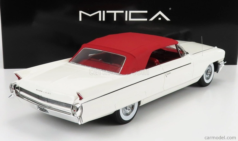Mitica Cadillac Eldorado Biarritz Convertible Closed 1962 1:18 Bílé Bordeaux
