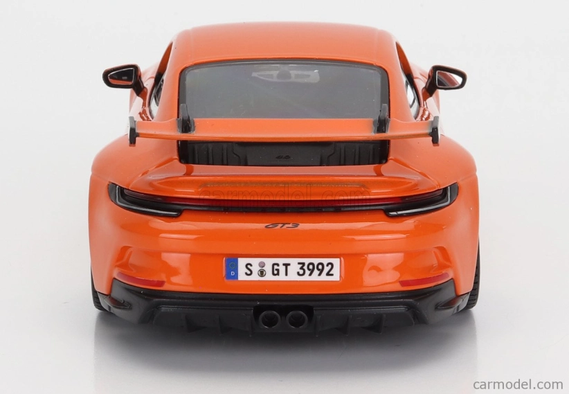 Bburago Porsche 911 GT3 1:24 oranžová