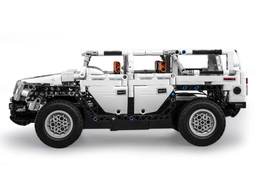 RC stavebnice Hummer H2