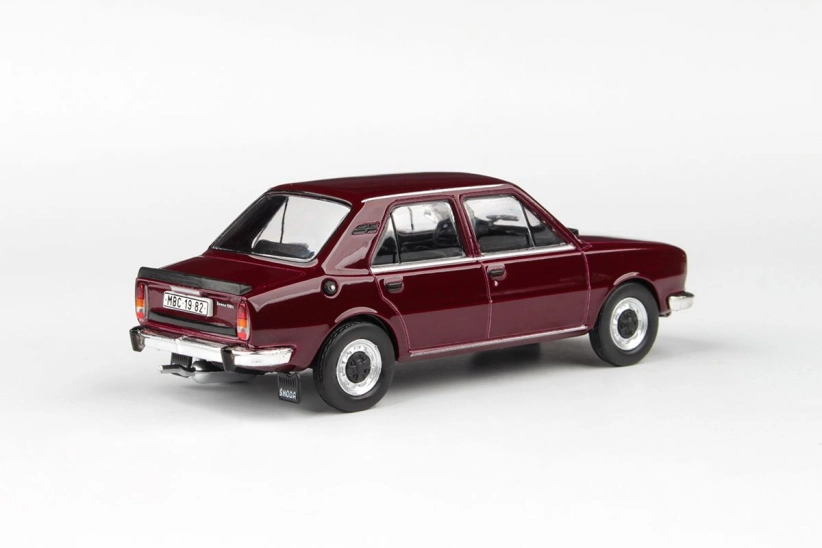 Abrex Škoda 120L (1982) 1:43 - Červená Maron