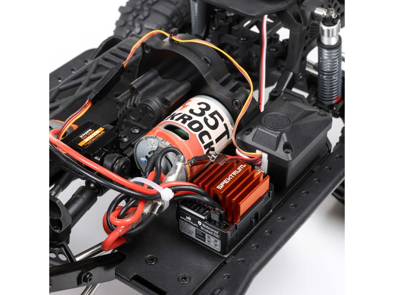 Axial SCX10 III Toyota SR5 1987 1:10 4WD RTR červený