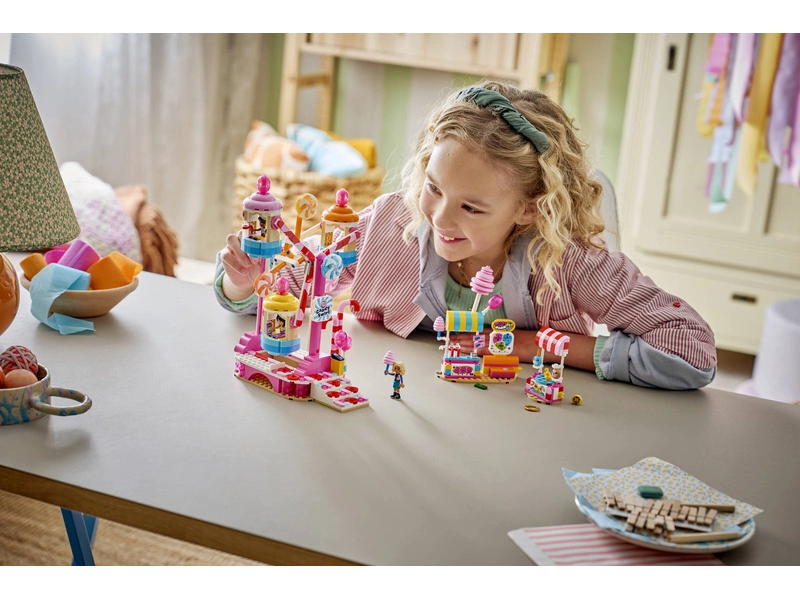 LEGO Friends - Kolotoč se sladkostmi a cupcaky