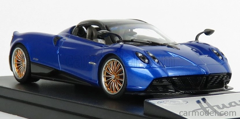 Lcd-model Pagani Huayra Roadster 2018 1:43 Blue Met