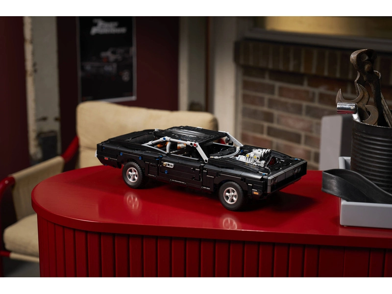 LEGO Technic - Auto Fast and Furious Dodge Charger R/T