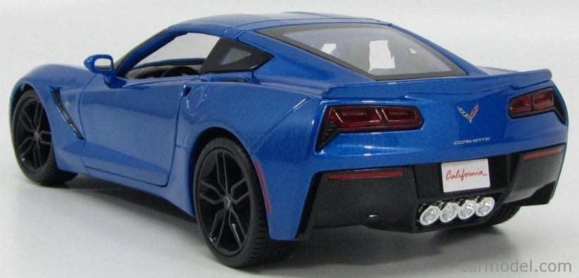 Maisto Chevrolet Corvette Z51 Coupe Stingray 2014 1:18 Blue Met