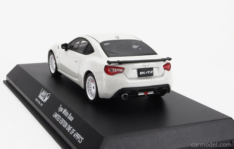 Kyosho Toyota 86 Coupe Vart 2019 1:43 Bílá