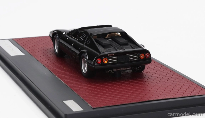 Modely v mierke Matrix Ferrari 512bb Targa Straman 1978 1:43 Black