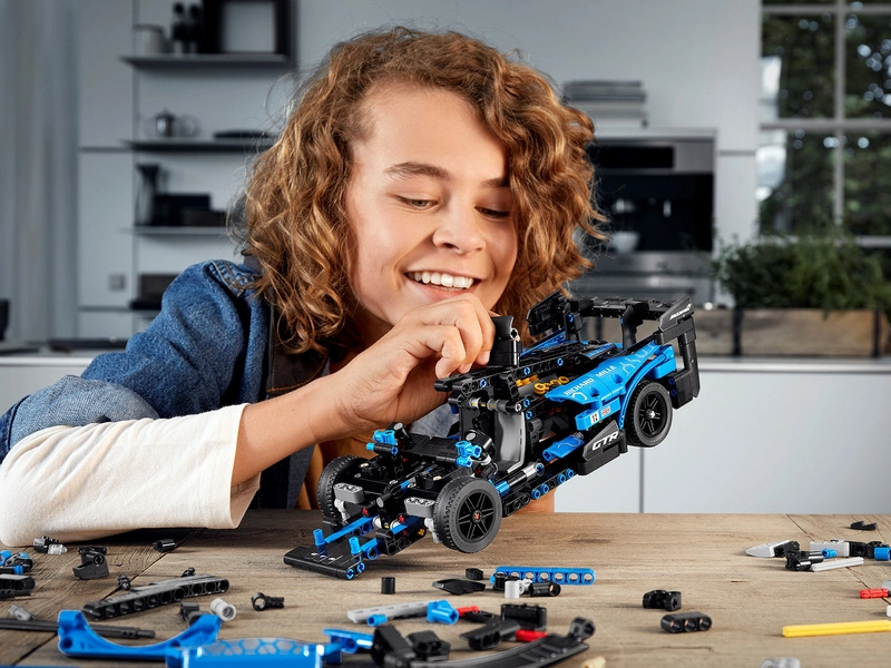 LEGO Technic – McLaren Senna GTR