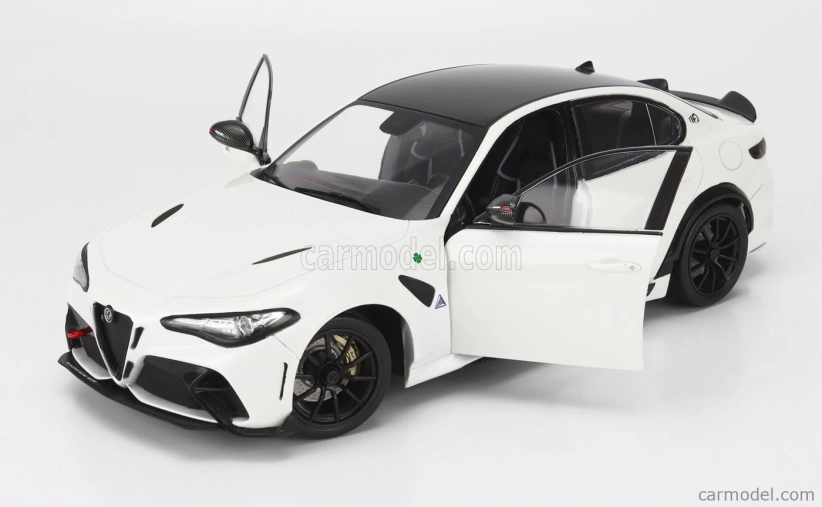 Solido Alfa romeo Giulia Gta 2021 1:18 Biela