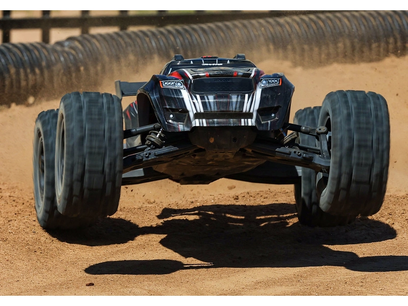 RC auto Traxxas Sledge s belted pneu 1:8 RTR, modrá