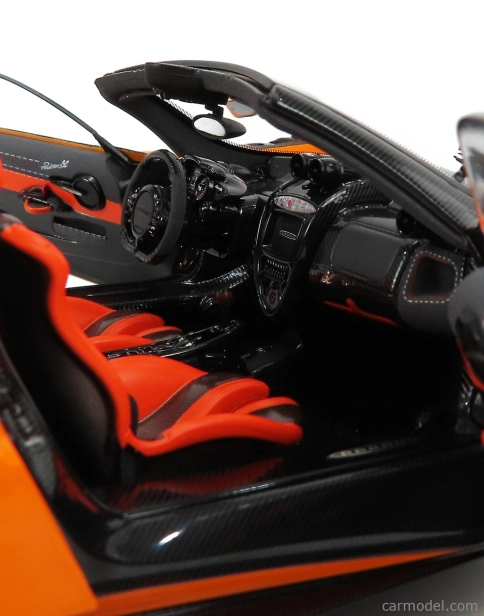 LCD model Pagani Huayra Bc Roadster N 20 2017 1:18 Orange Black