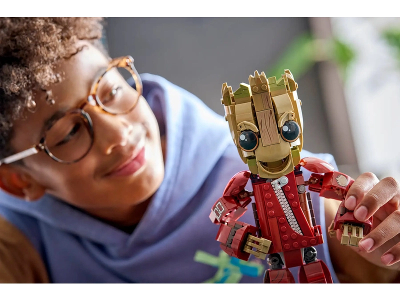 LEGO Marvel - Groot v kombinéze Pleniteľov
